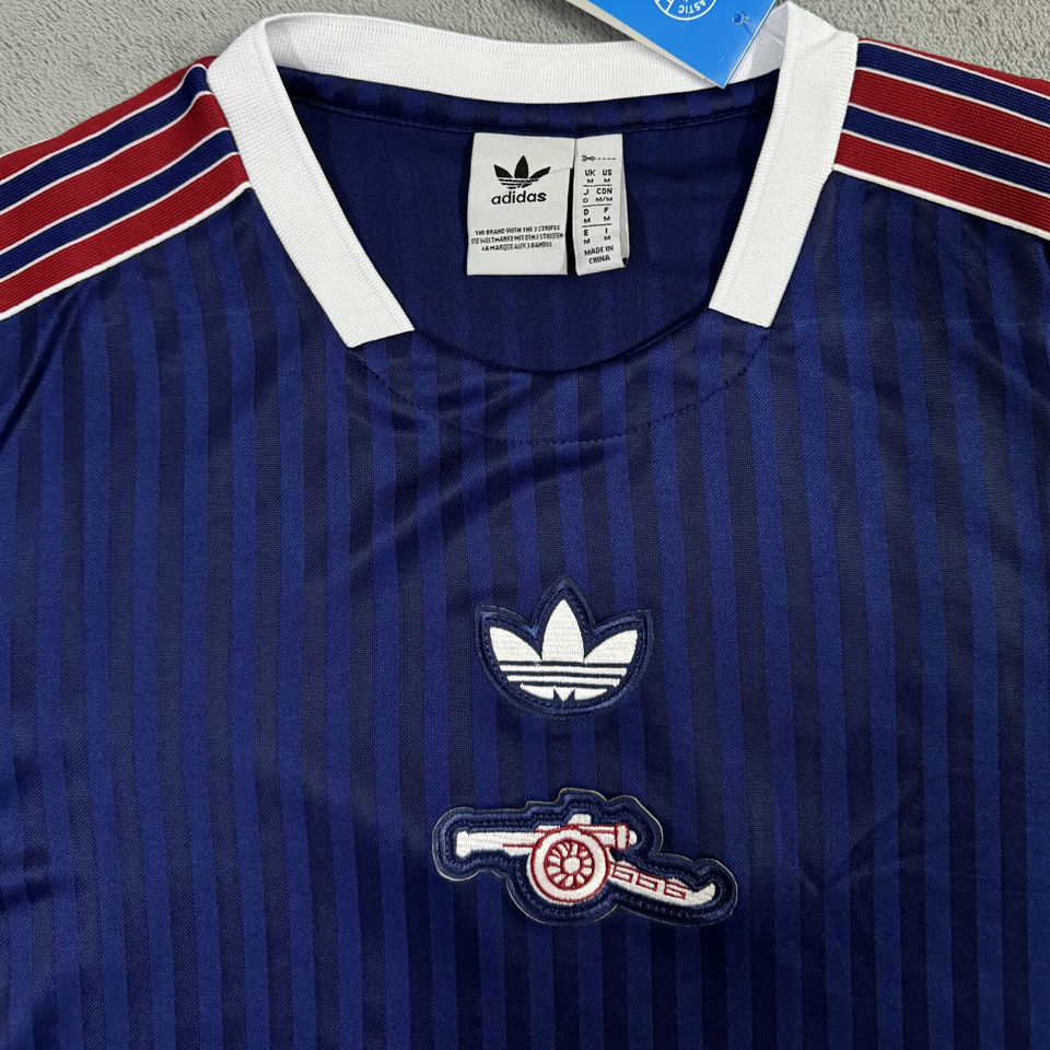 Arsenal Retro Style 2025