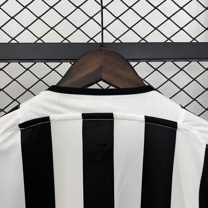 Juventus Retro Version 03/04