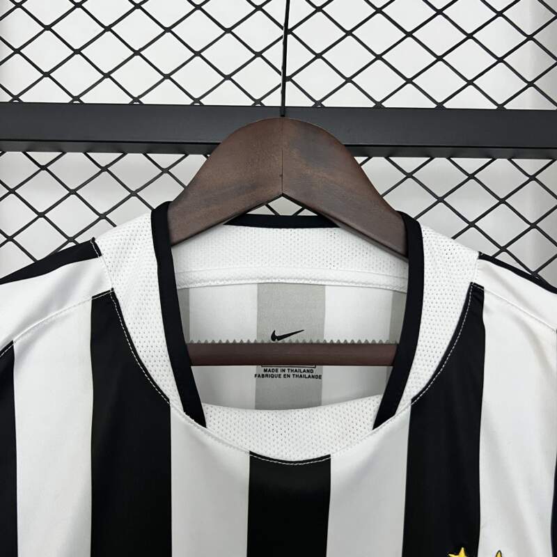 Juventus Retro Version 03/04