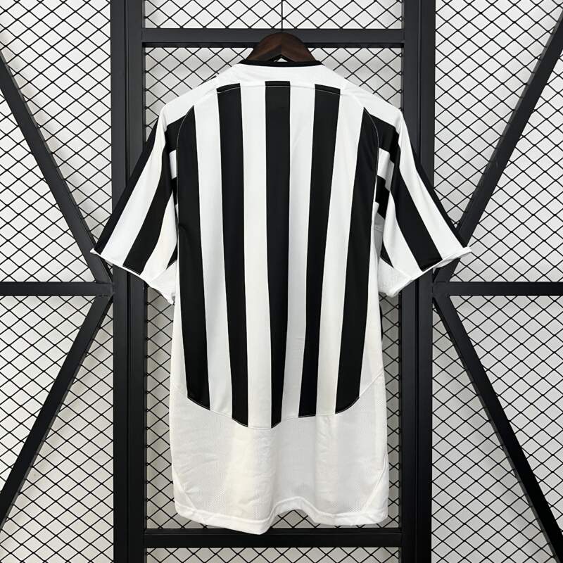 Juventus Retro Version 03/04