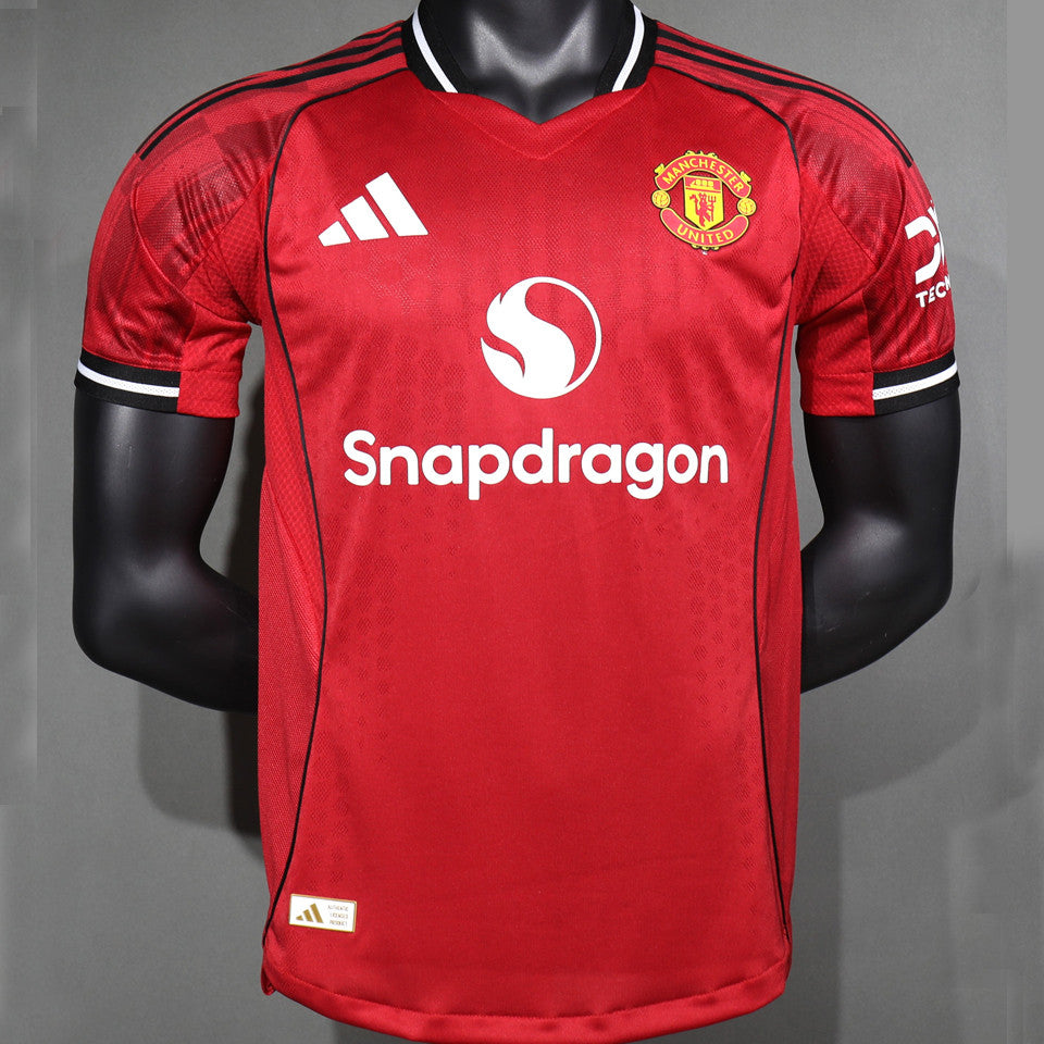 Manchester United Player Version 25/26
