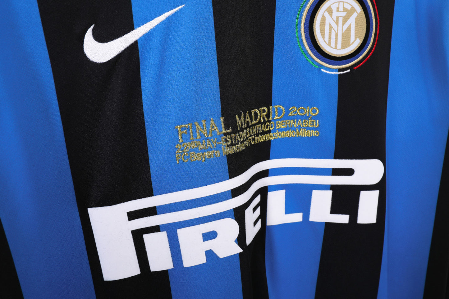 Inter Milan Retro Version 09/10 - Manga Larga, Champions League Final