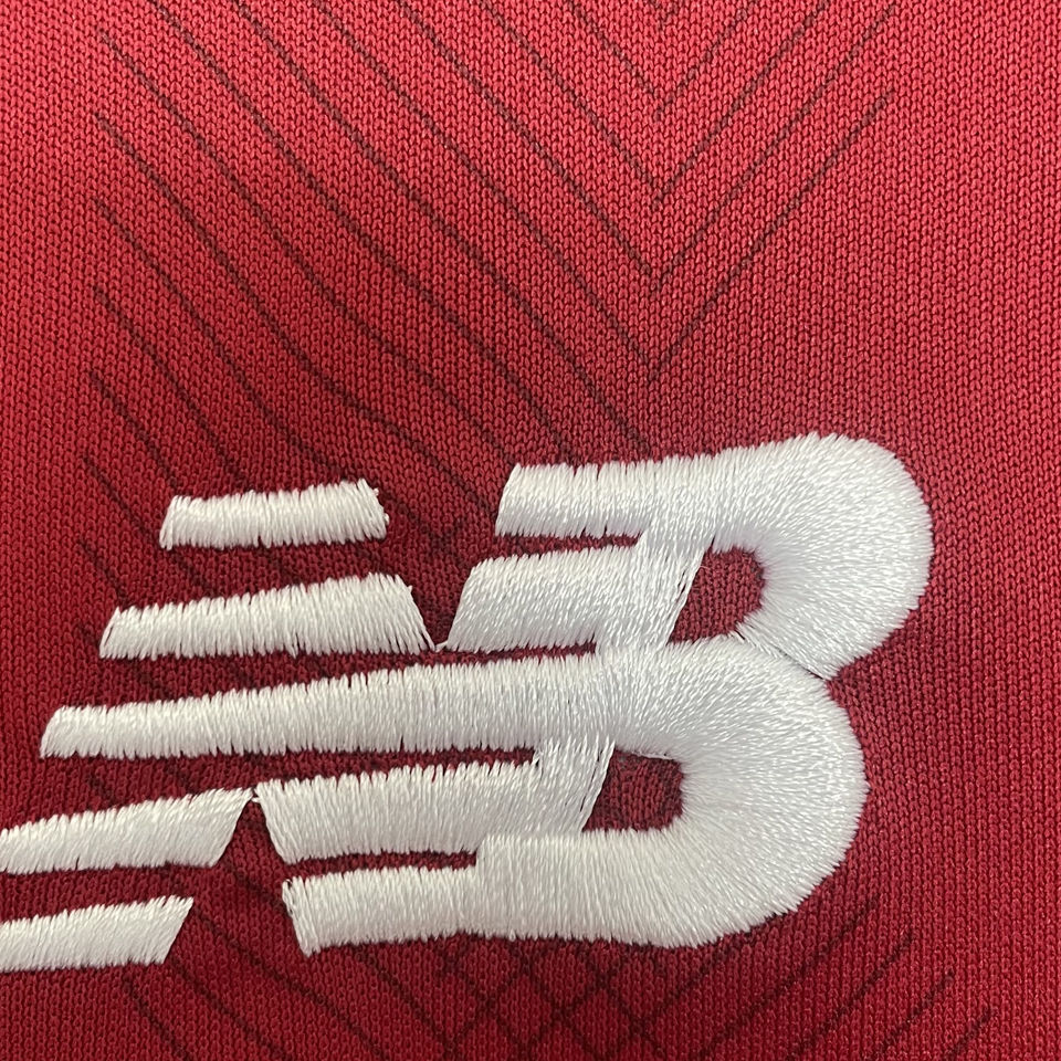 Liverpool Retro Version 18/19