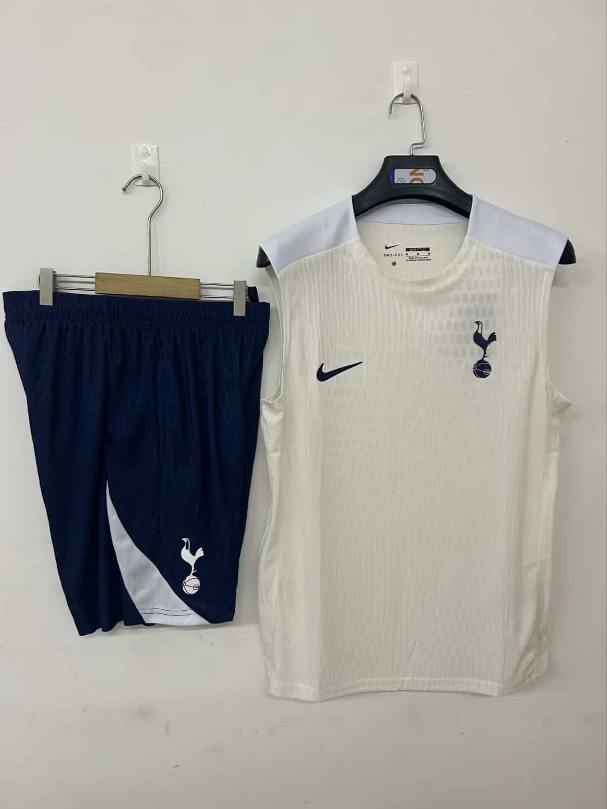 Tottenham Entrenamiento kit