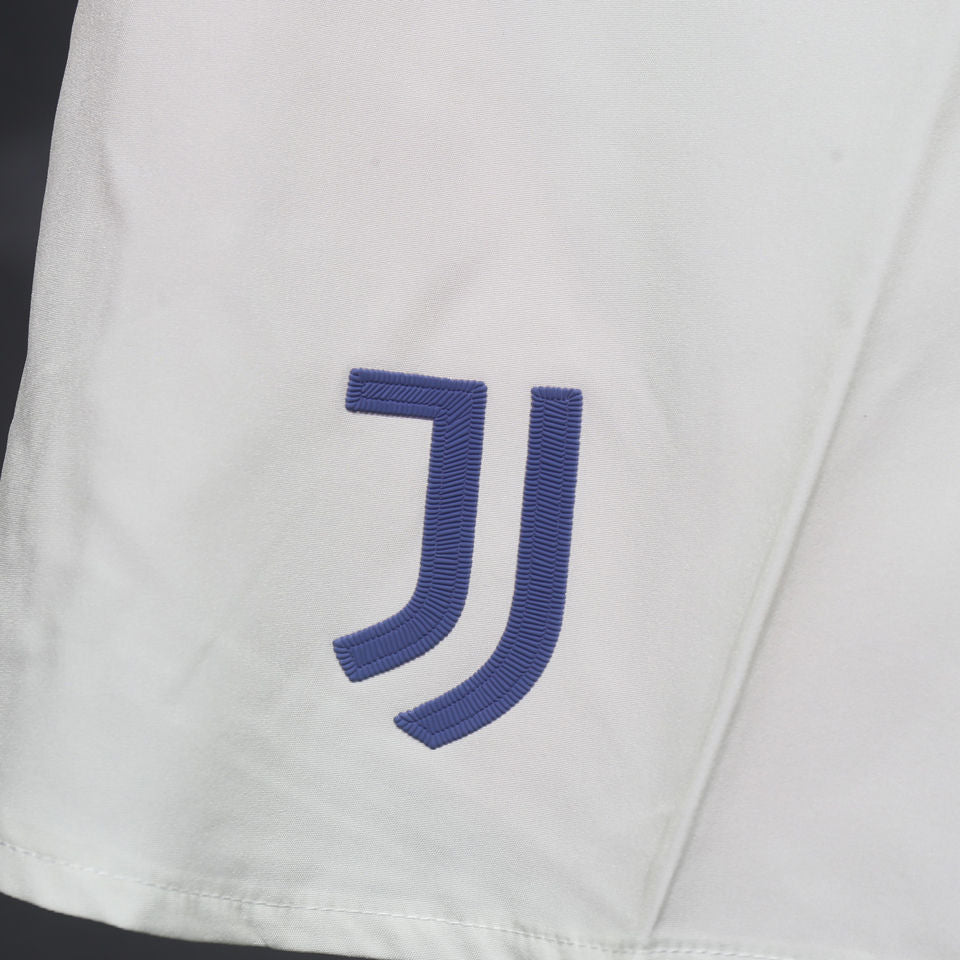 Short Juventus Player Version 24/25