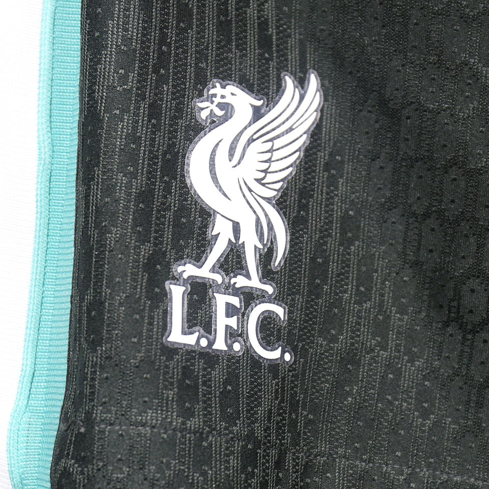 Short Liverpool Player Version 24/25