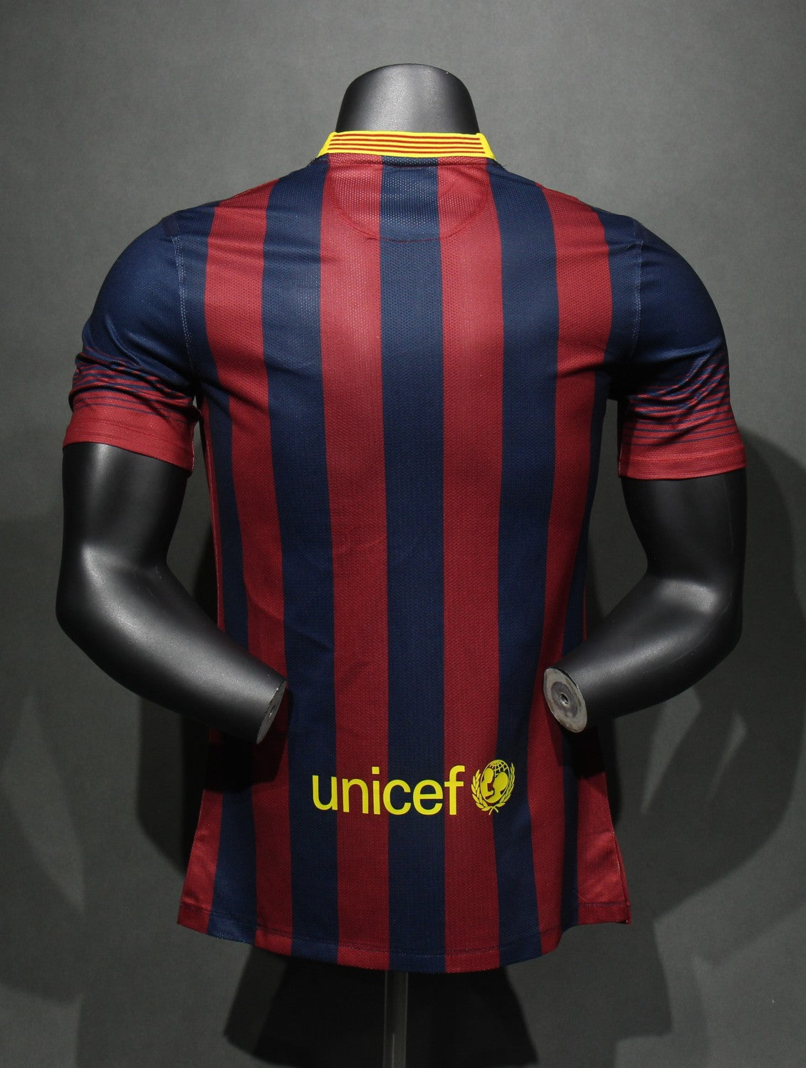 Barcelona Retro Version 13/14