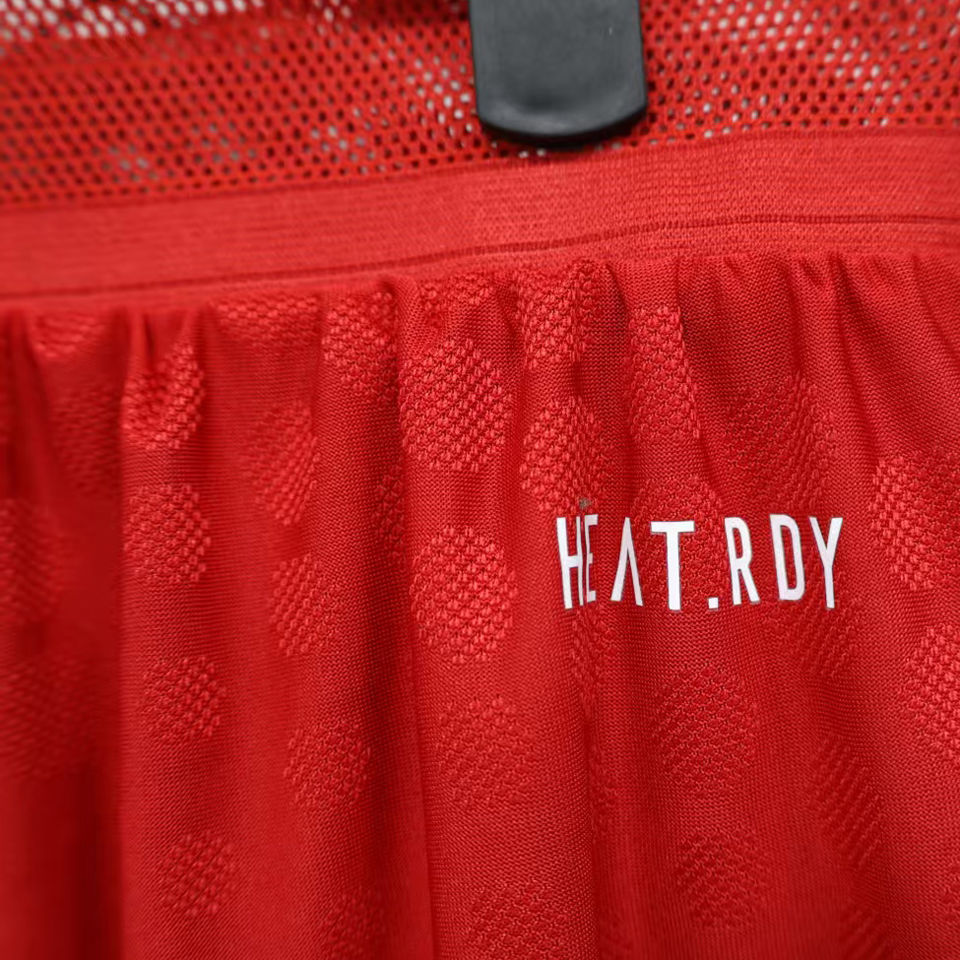 Short Liverpool FC Player Version 25/26