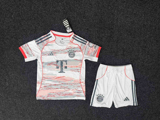 Bayern Munchen 25/26 - Niño