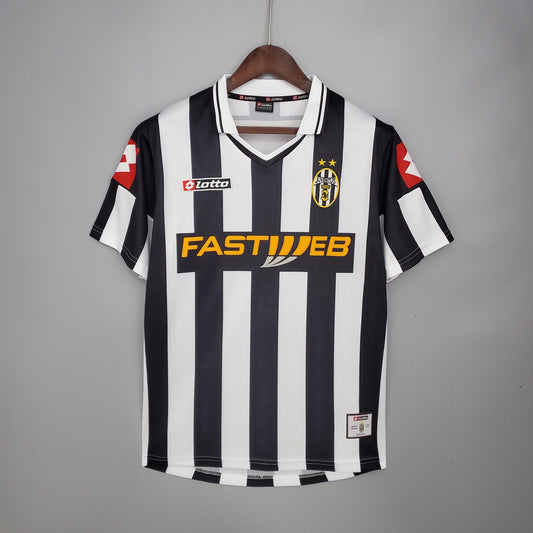 Juventus Retro Version 01/02