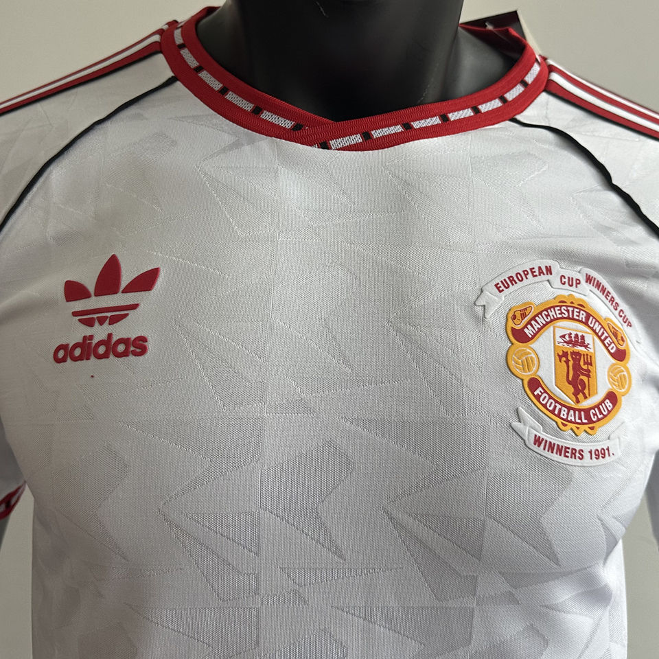 Manchester United Player Version 25/26