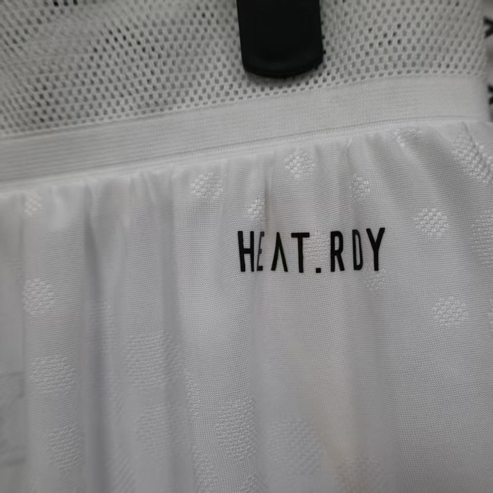 Short Real Madrid Player Version 25/26