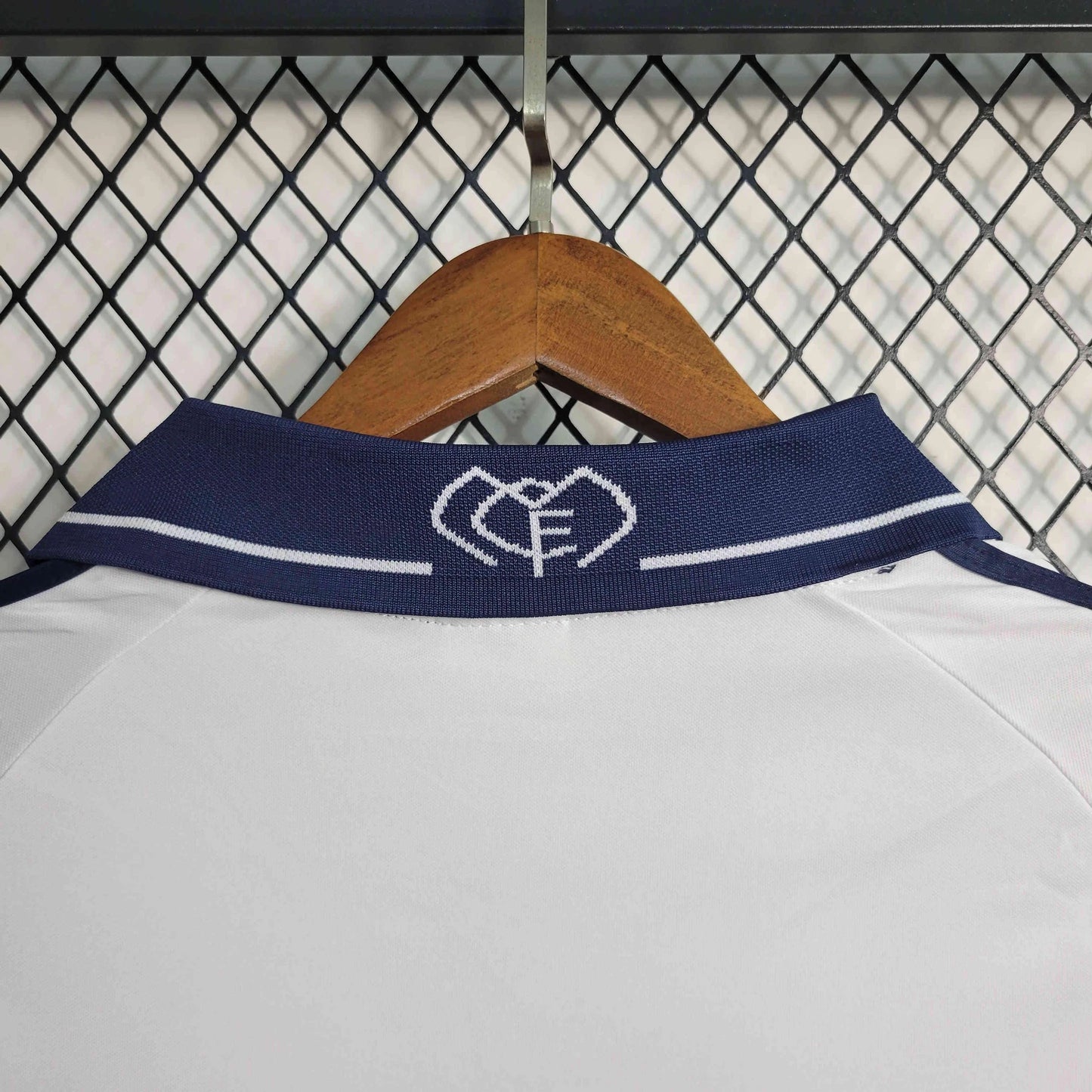 Real Madrid Retro Version 2000