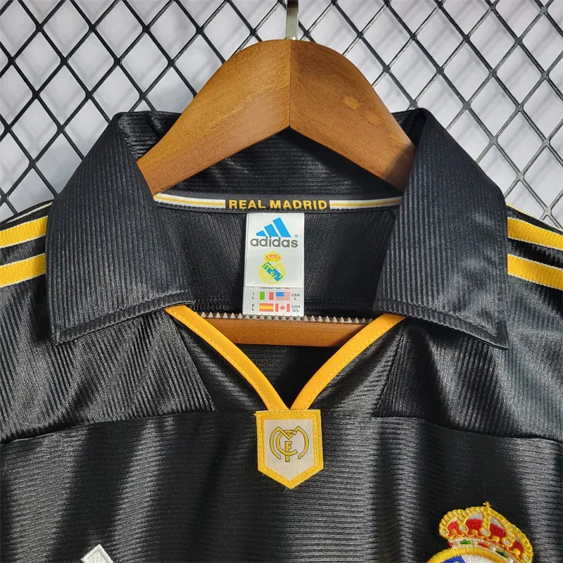 Real Madrid Retro Version 2000 - Manga Larga
