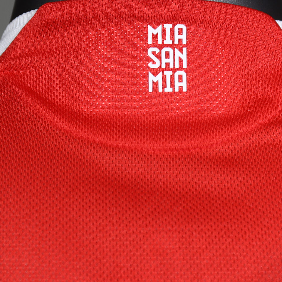 Bayern Munchen Player Version 25/26
