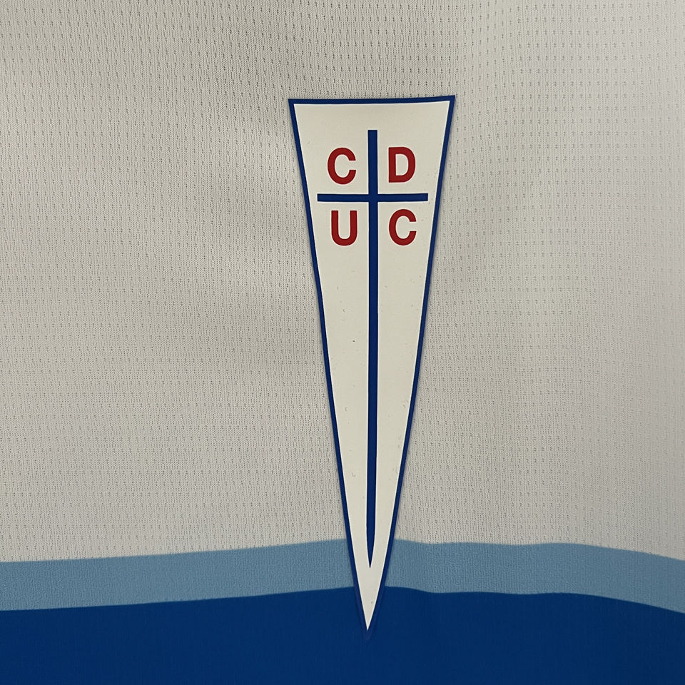 Universidad Católica de Chile Player Version 24/25