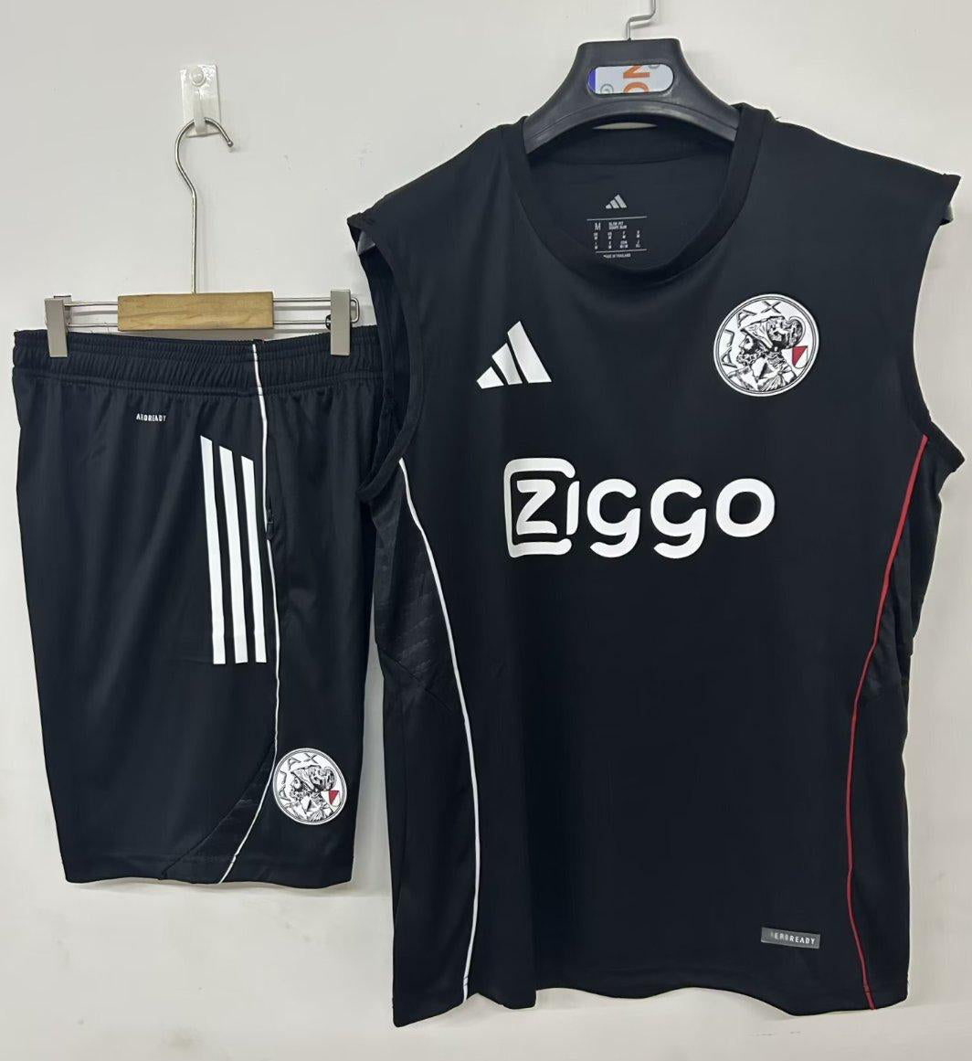 Ajax Entrenamiento kit 25