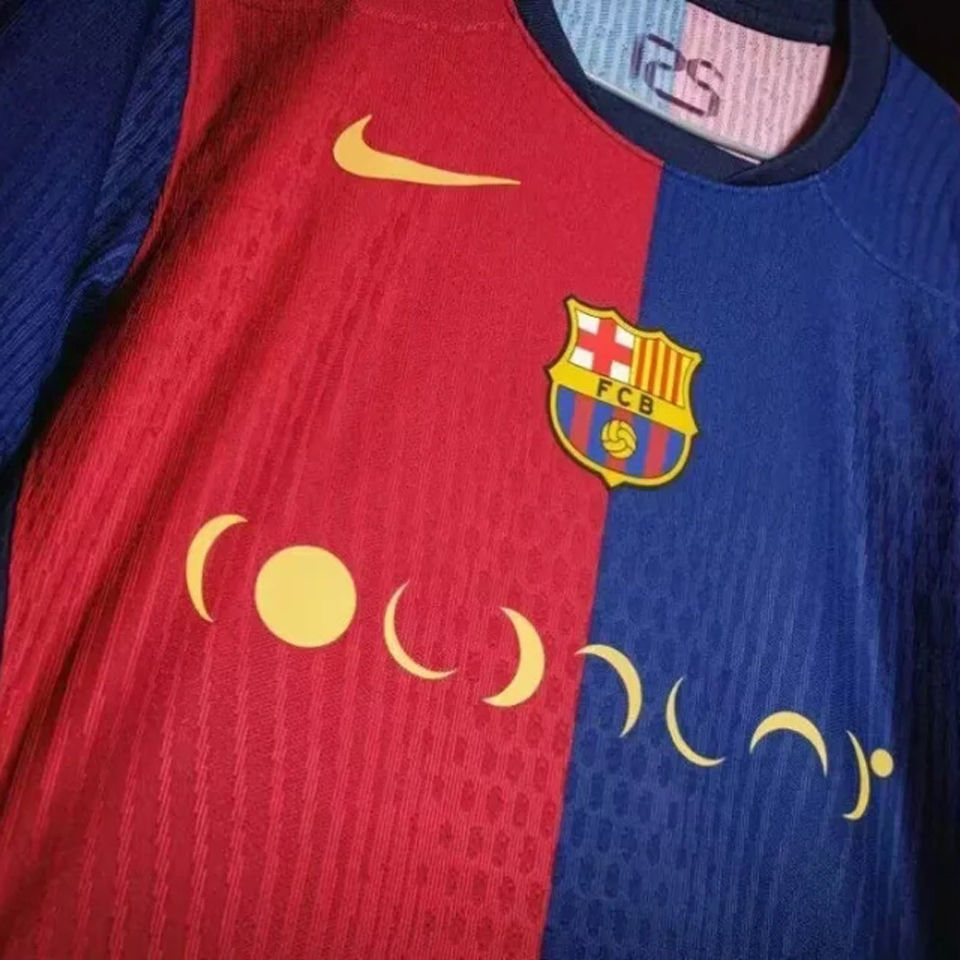 Barcelona Player Version 24/25 Coldplay