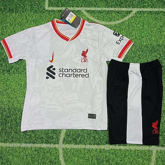 Liverpool 24/25 - Niño