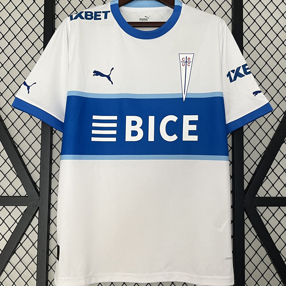 Universidad Católica de Chile Player Version 24/25