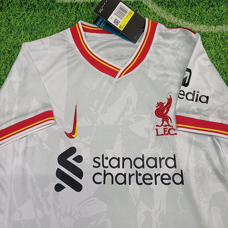Liverpool 24/25 - Niño