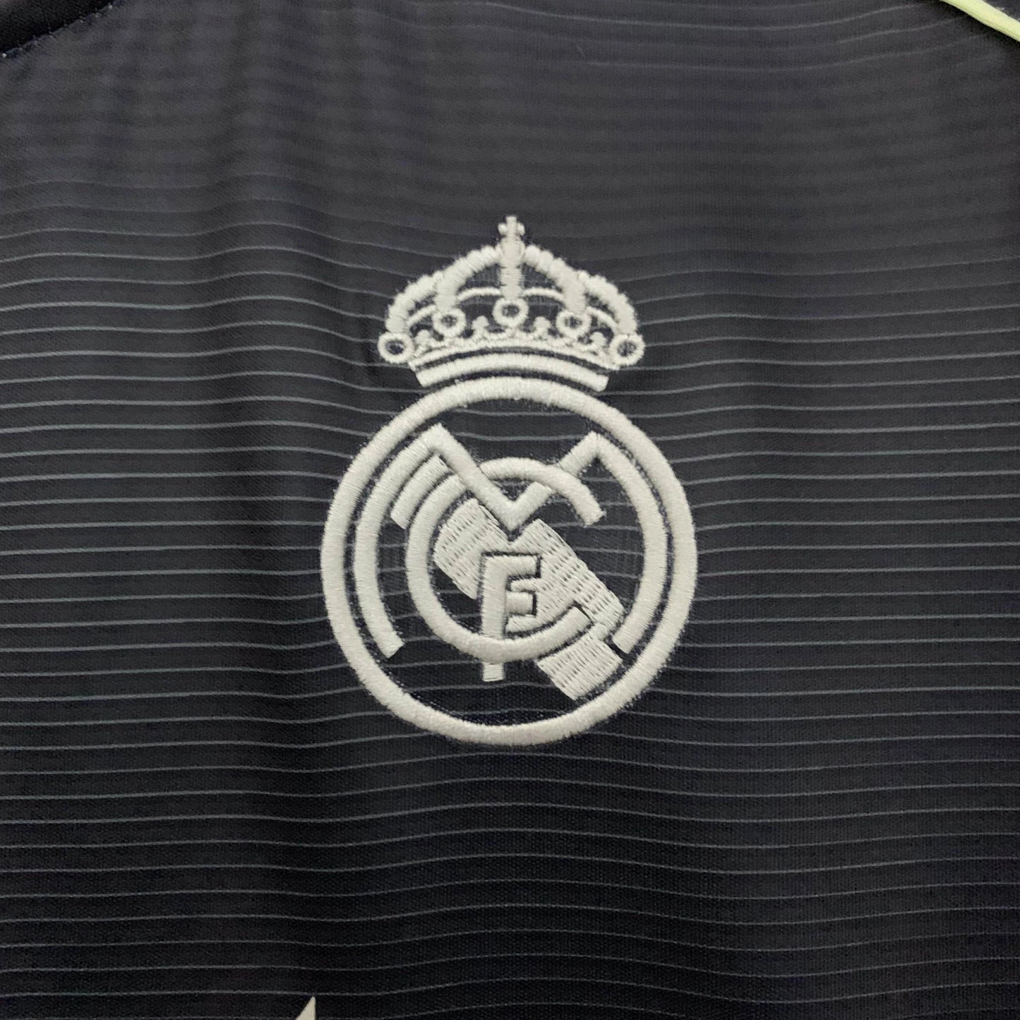 Real Madrid Fan Version 25/26