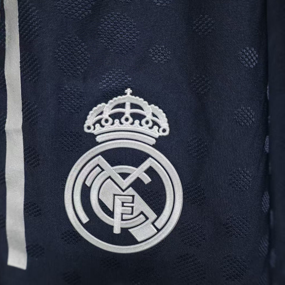 Short Real Madrid Player Version 25/26