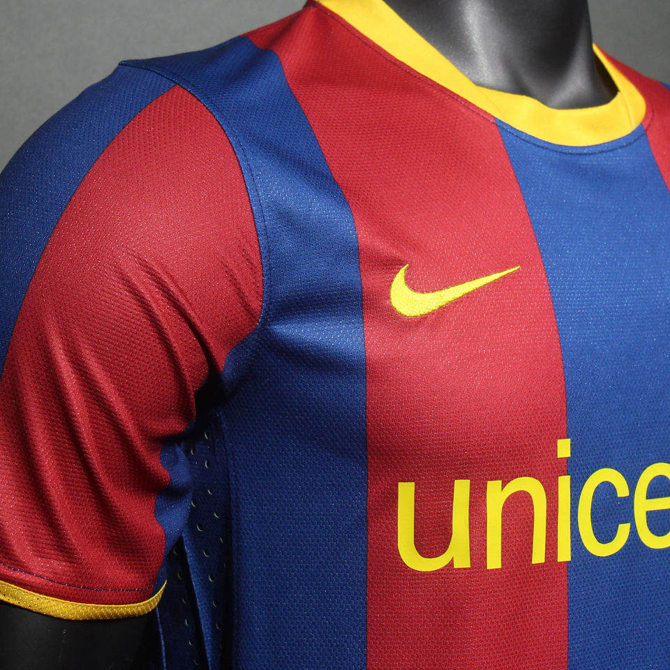 Barcelona Retro Version 2010/11