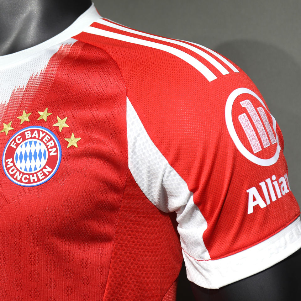 Bayern Munchen Player Version 25/26