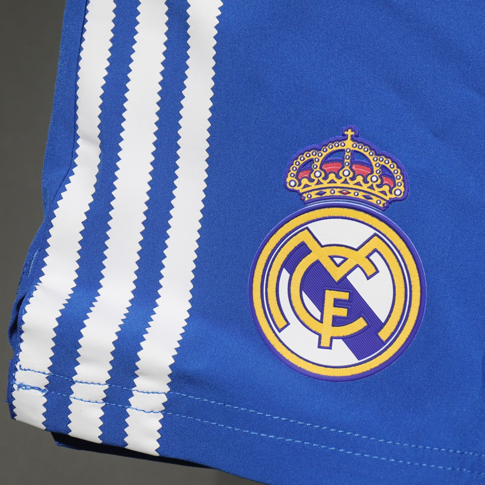 Short Real Madrid Player Version 25/26